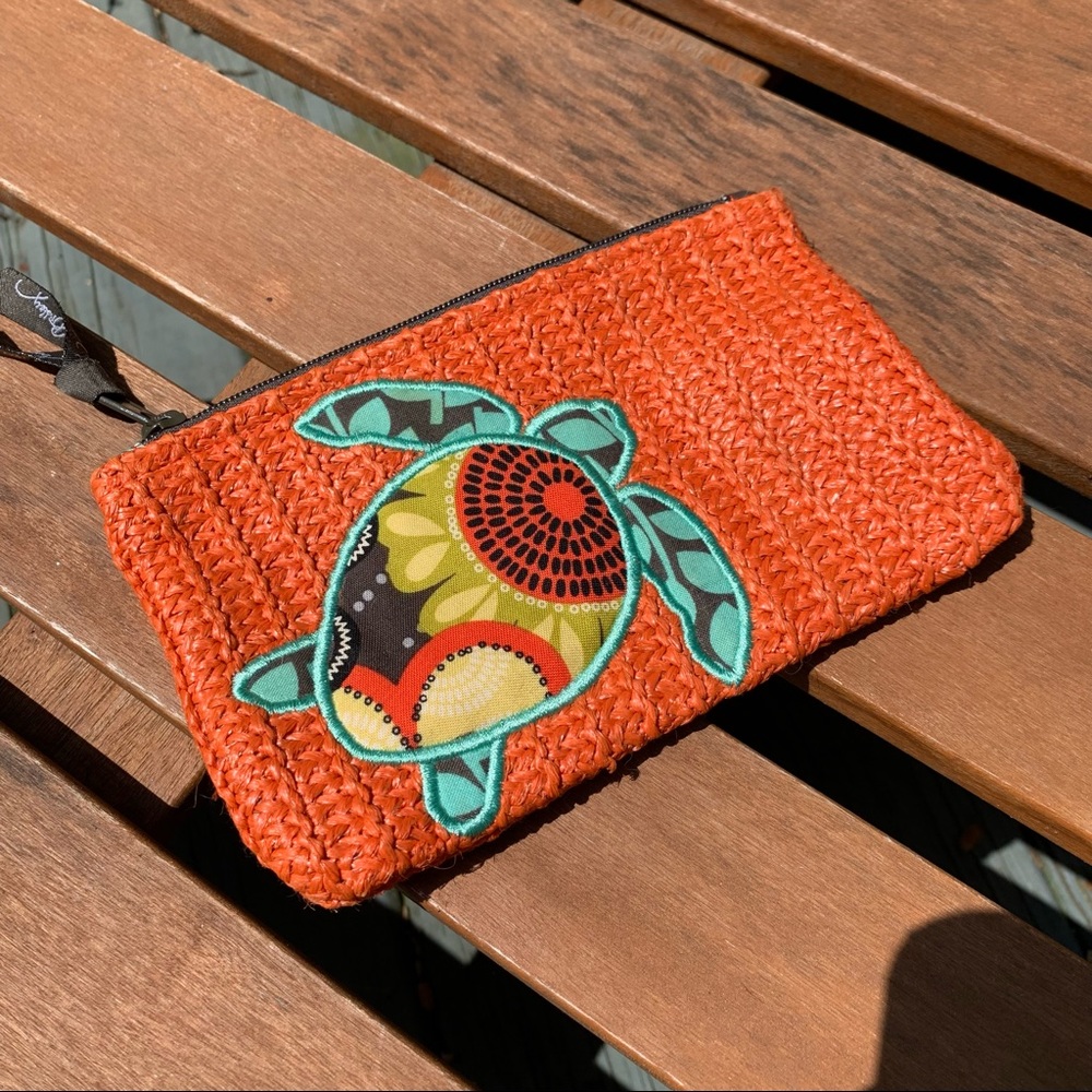 Vera Bradley zip pouch
